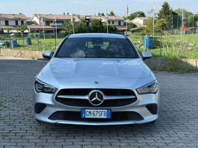 Mercedes-Benz CLA Shooting Brake 200 d Advanced auto (2)