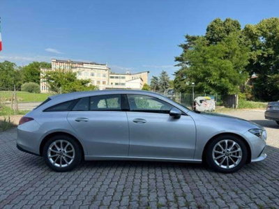 Mercedes-Benz CLA Shooting Brake 200 d Advanced auto (4)