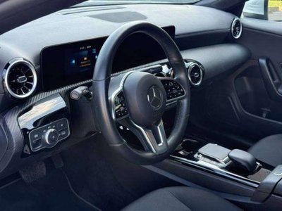 Mercedes-Benz CLA Shooting Brake 200 d Advanced auto (8)