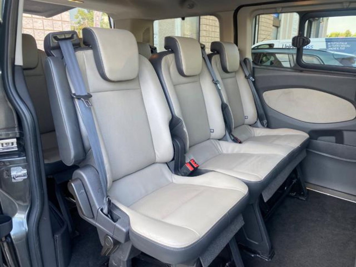 Ford Tourneo Custom 310 2.0 TDCi 170CV aut. PC Titanium (7)