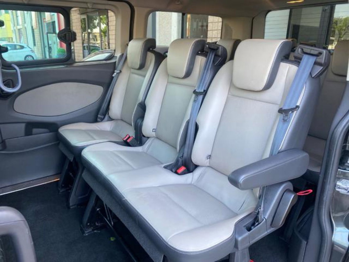 Ford Tourneo Custom 310 2.0 TDCi 170CV aut. PC Titanium (8)