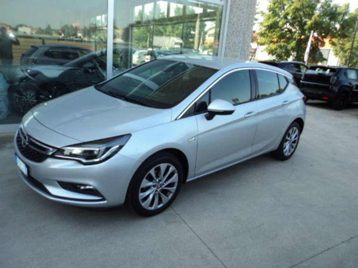Opel Astra 1.4 Turbo 110CV EcoM 5 porte Innovation (2)