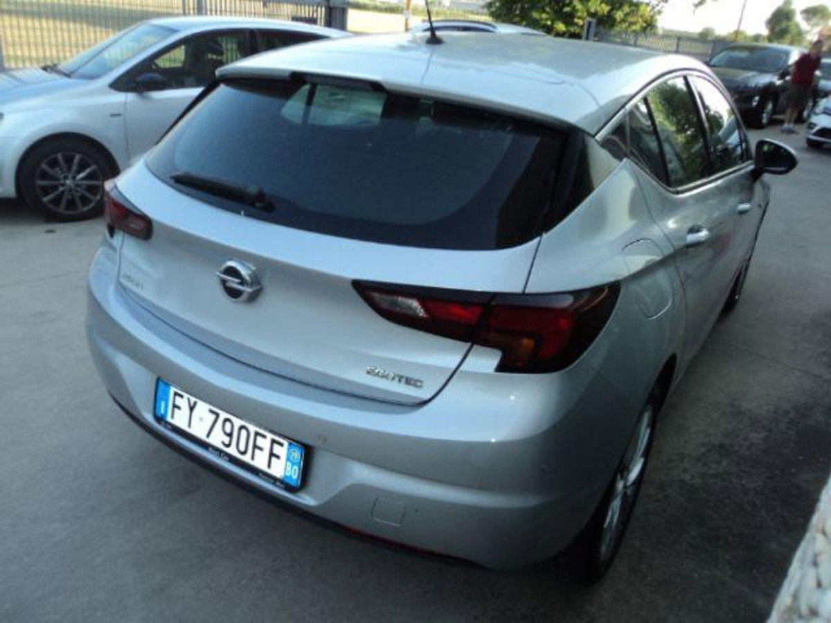 Opel Astra 1.4 Turbo 110CV EcoM 5 porte Innovation (4)