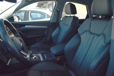 Audi Q5 40 TDI 204 CV quattro S tronic Business (8)
