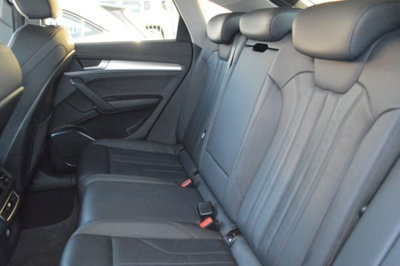 Audi Q5 40 TDI 204 CV quattro S tronic Business (9)