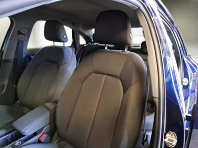Audi A3 Sedan 30 TFSI S tronic Business (8)
