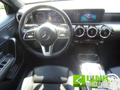 Mercedes-Benz Classe A Sedan 180 d 4p. Sport (14)