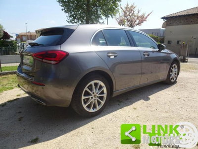 Mercedes-Benz Classe A Sedan 180 d 4p. Sport (9)