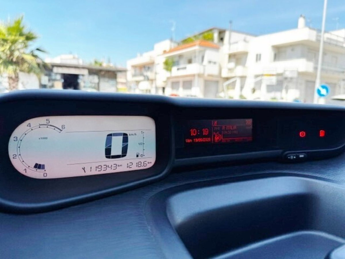 Citroen C3 Picasso BlueHDi 100 Exclusive (14)