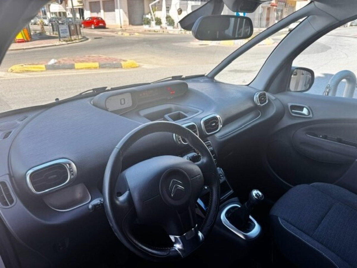 Citroen C3 Picasso BlueHDi 100 Exclusive (8)