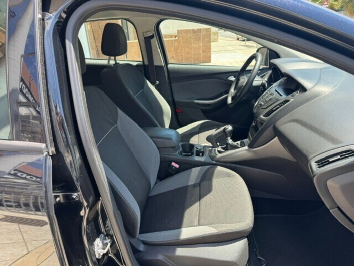 Ford Focus 1.6 TDCi 115 CV (12)