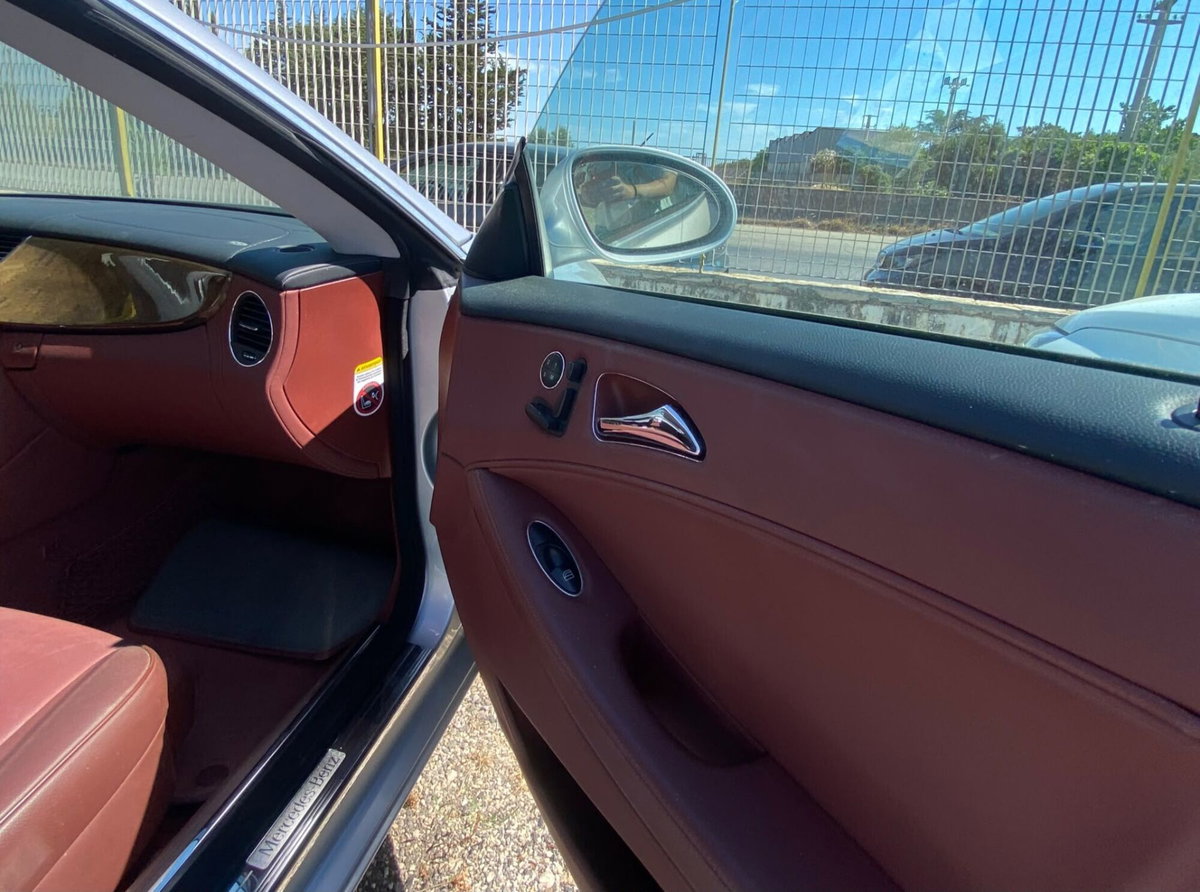 Mercedes-Benz CLS 320 CDI Sport (12)