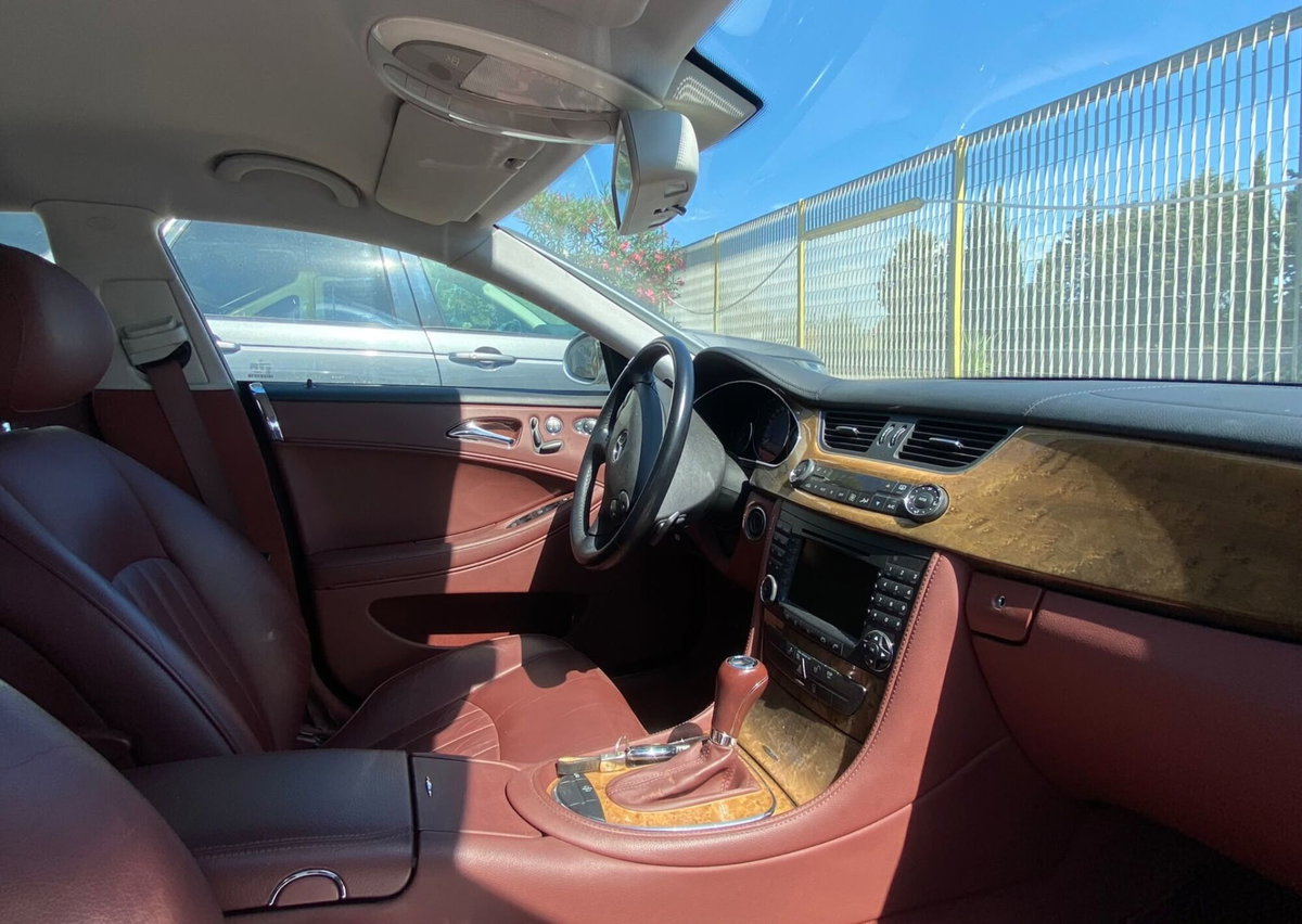 Mercedes-Benz CLS 320 CDI Sport (17)