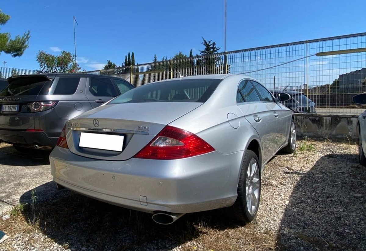 Mercedes-Benz CLS 320 CDI Sport (4)