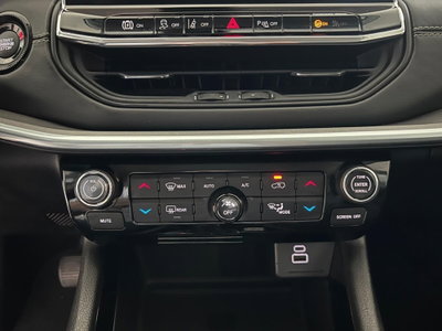 Jeep Compass 1.3 T4 190CV PHEV AT6 4xe Limited (14)