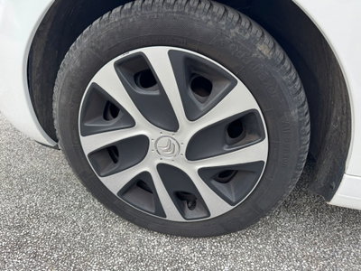 Citroen C3 Picasso 1.6 HDi 90 Exclusive Theatre (20)