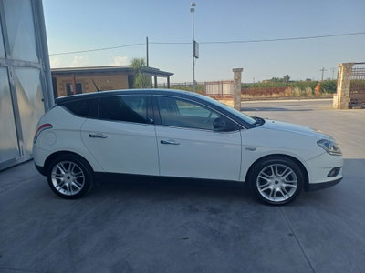 Lancia Delta 1.6 MJT DPF Platino (7)