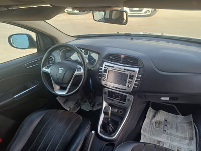Lancia Delta 1.6 MJT DPF Platino (8)