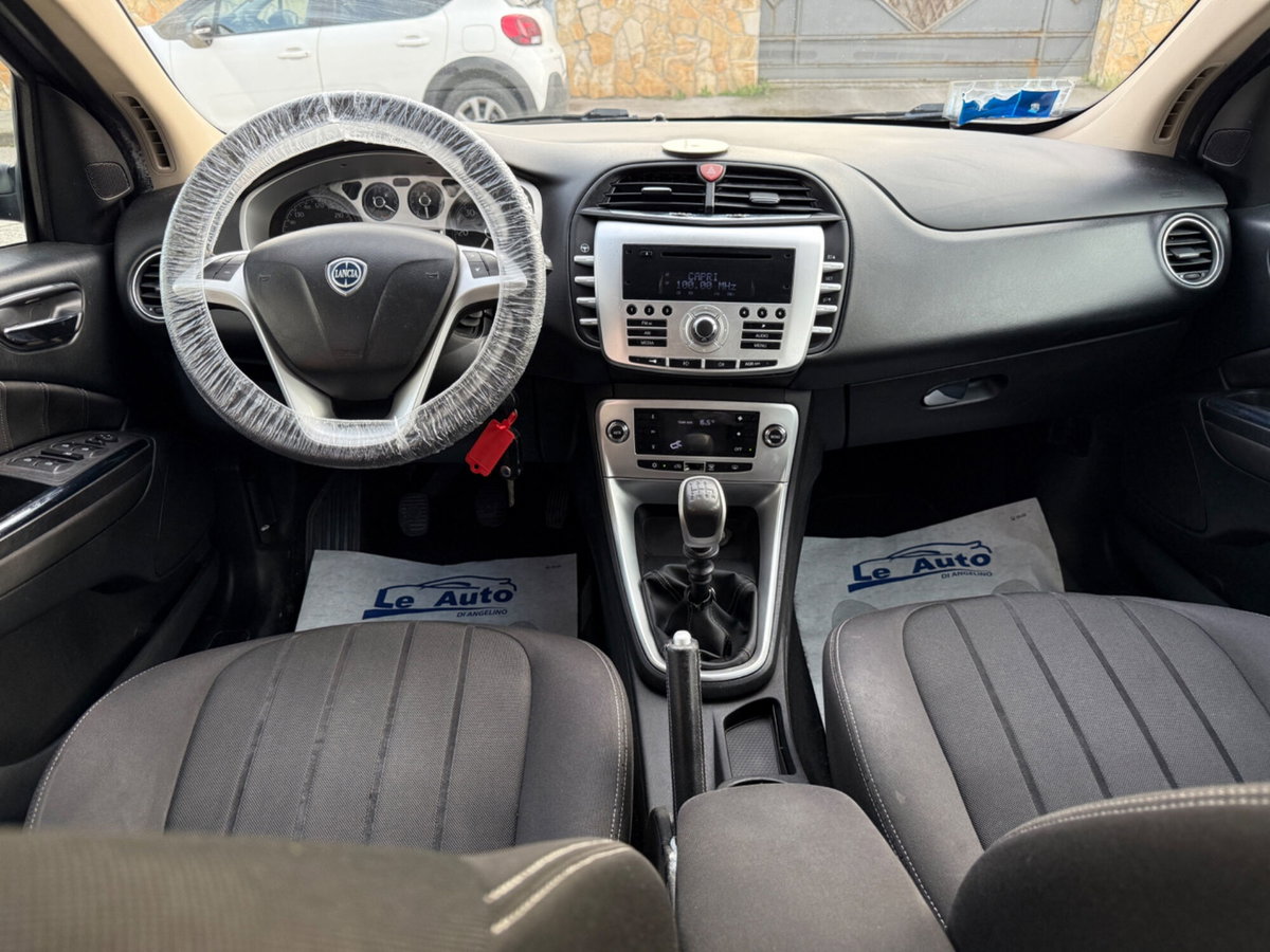 Lancia Delta 1.6 MJT DPF Argento (16)
