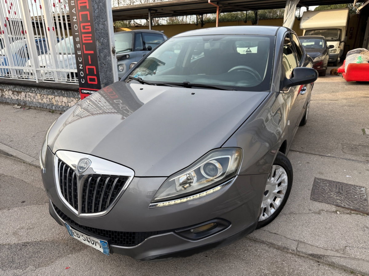 Lancia Delta 1.6 MJT DPF Argento (3)