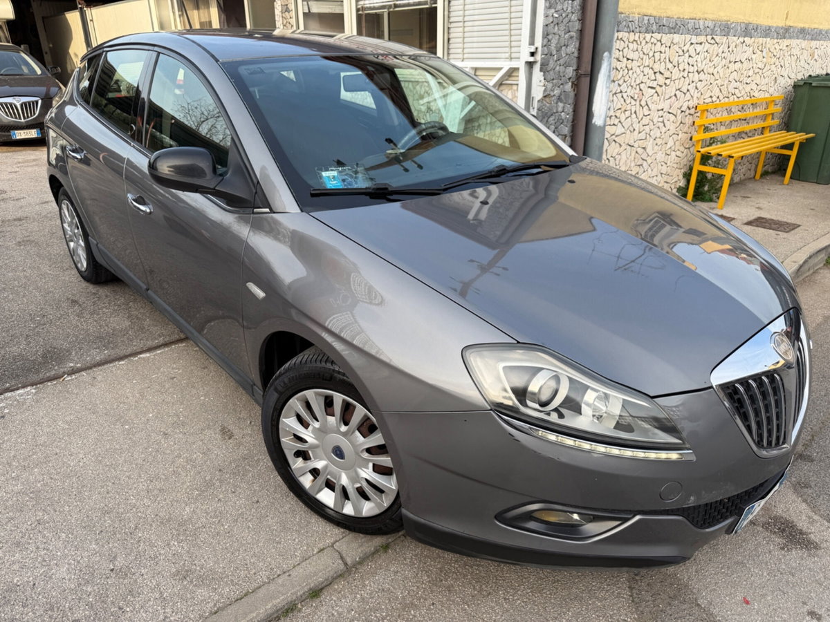 Lancia Delta 1.6 MJT DPF Argento (5)