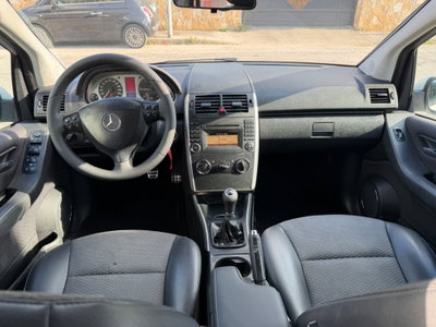 Mercedes-Benz Classe A 180 CDI Avantgarde (10)