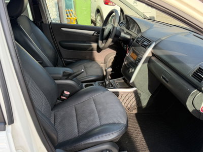 Mercedes-Benz Classe A 180 CDI Avantgarde (6)