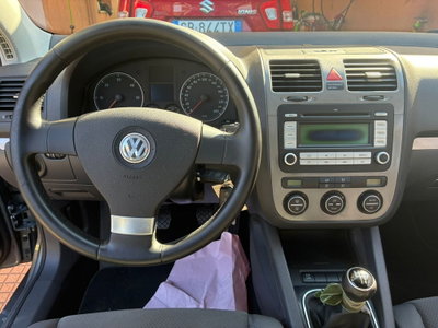 Volkswagen Golf 1.9 TDI 4mot. 5p. GT Sport (14)