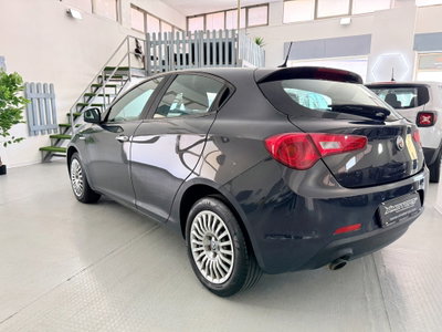 Alfa Romeo Giulietta 1.6 JTDm Ti 120cv (10)