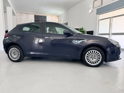 Alfa Romeo Giulietta 1.6 JTDm Ti 120cv (7)