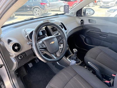 Chevrolet Aveo 1.3 diesel 75CV S&S 5 porte LT (9)