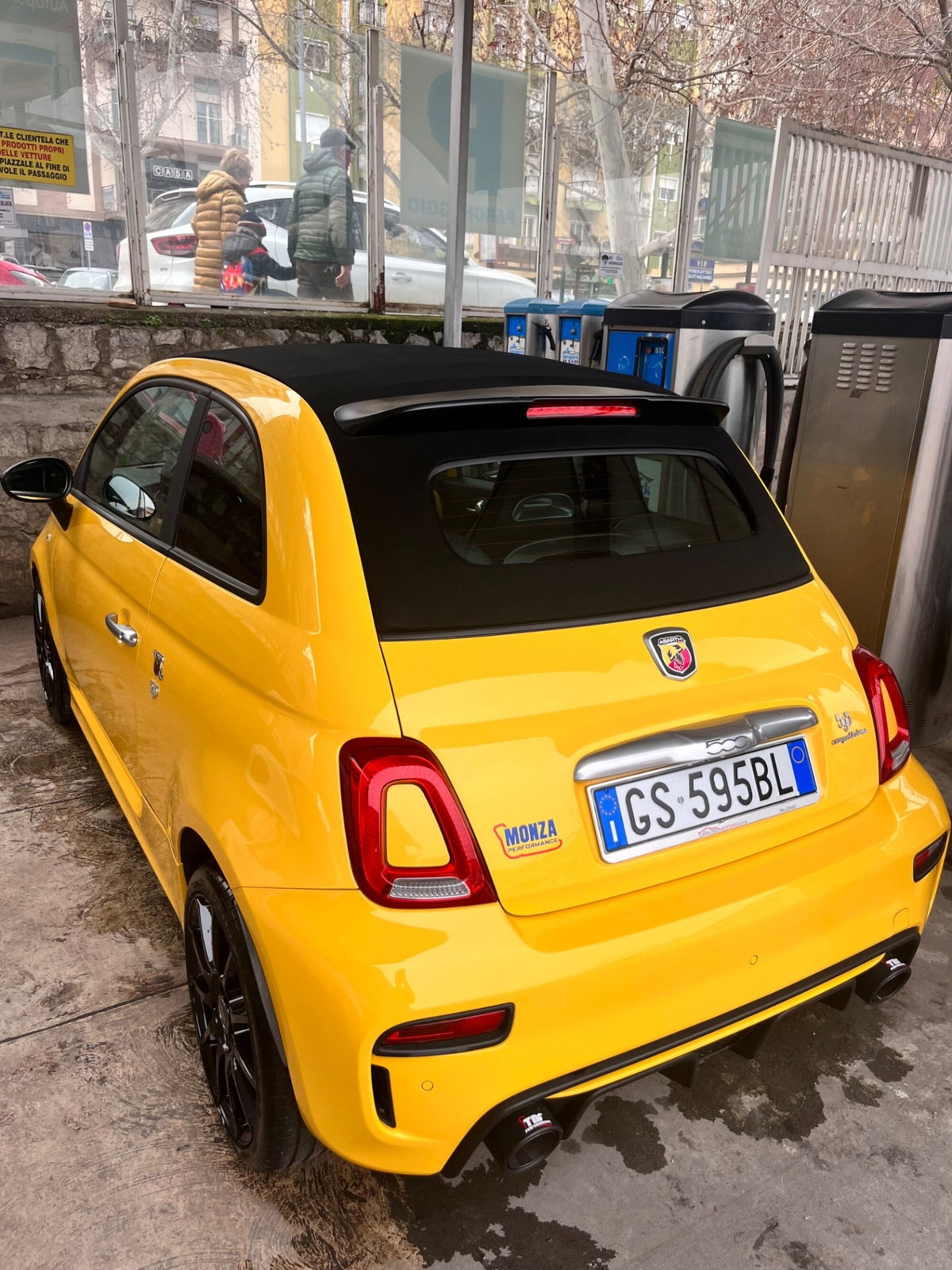 Abarth 595 Cabrio 595 C 1.4 Turbo T-Jet 165 CV Turismo (4)