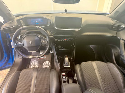 Peugeot 2008 BlueHDi 130 S&S EAT8 GT Pack (12)