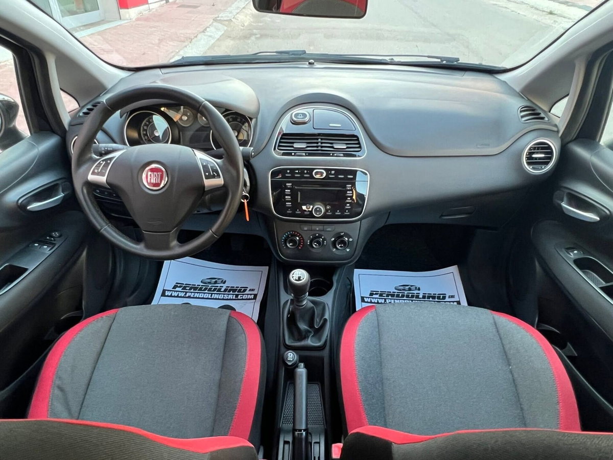 Fiat Punto 1.4 S&S 8V 5 porte Easy (15)