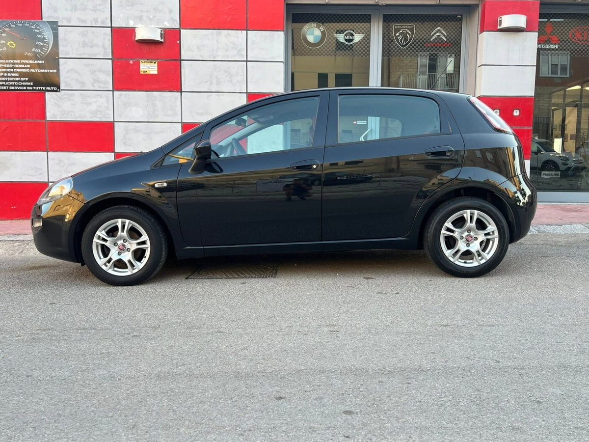 Fiat Punto 1.4 S&S 8V 5 porte Easy (7)