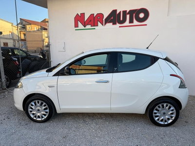 Lancia Ypsilon 1.2 69 CV 5 porte Gold (8)