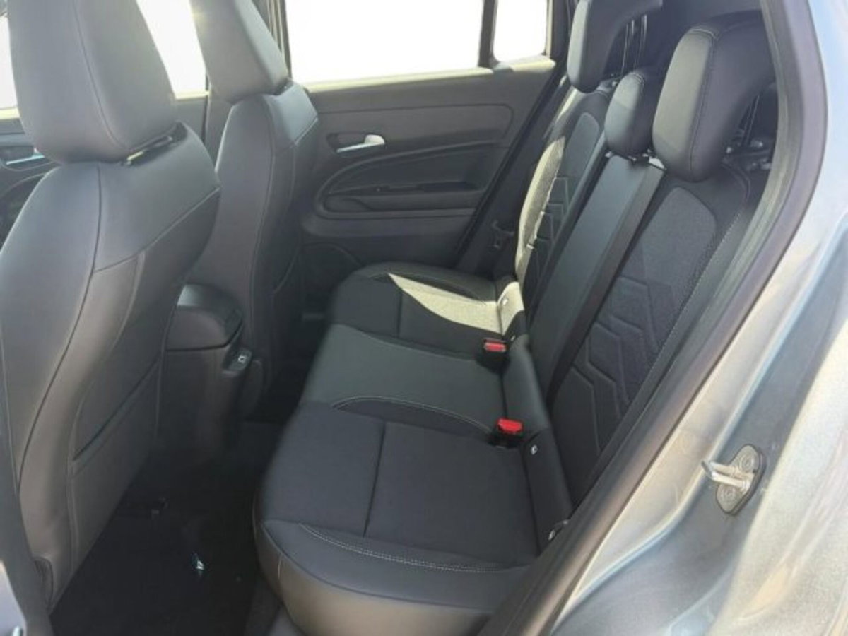 Jeep Avenger 1.2 turbo Altitude fwd 100cv (8)