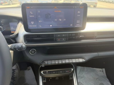 Jeep Avenger 1.2 turbo Summit fwd 100cv (8)
