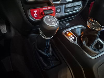 Jeep Wrangler Unlimited 2.0 atx phev Rubicon 4xe auto (19)