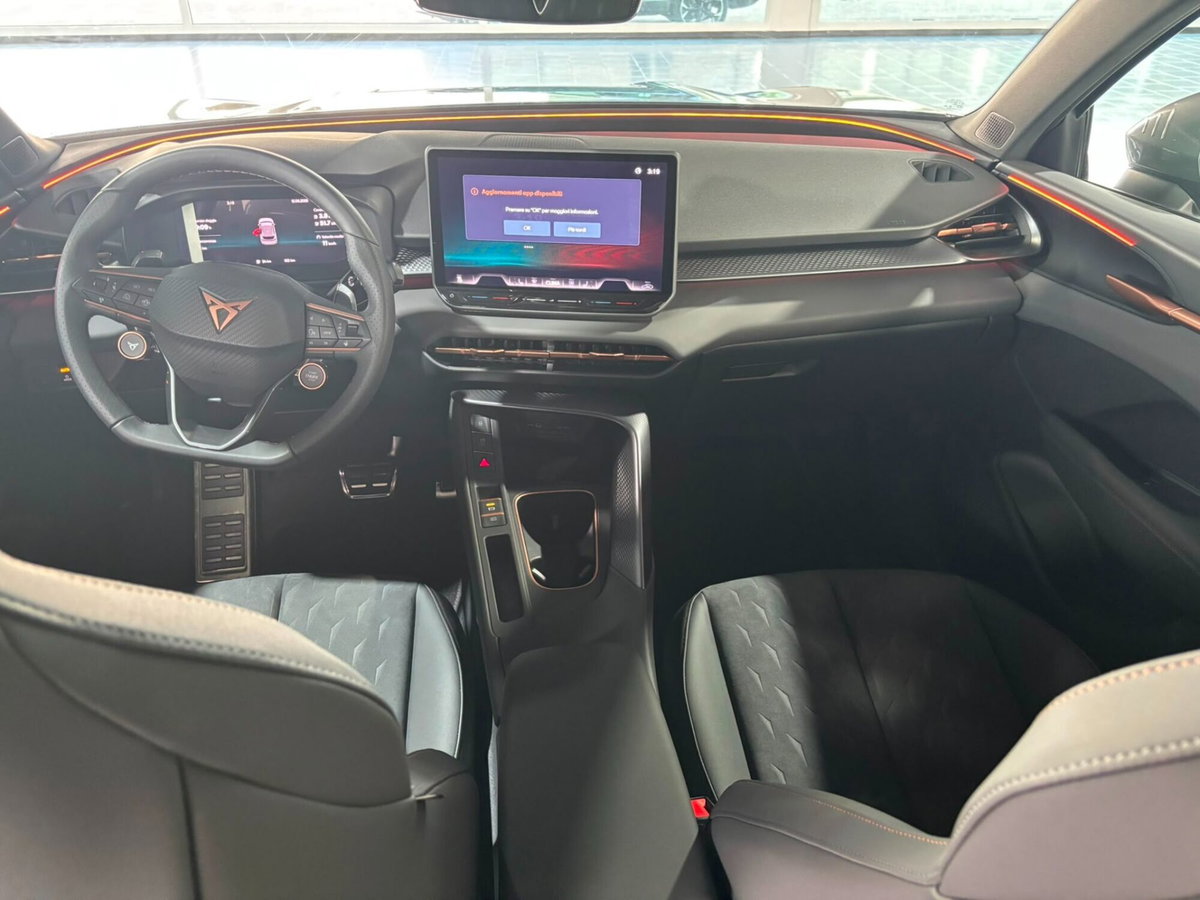 Cupra Terramar 1.5 e-hybrid Impulse 204cv dsg (11)