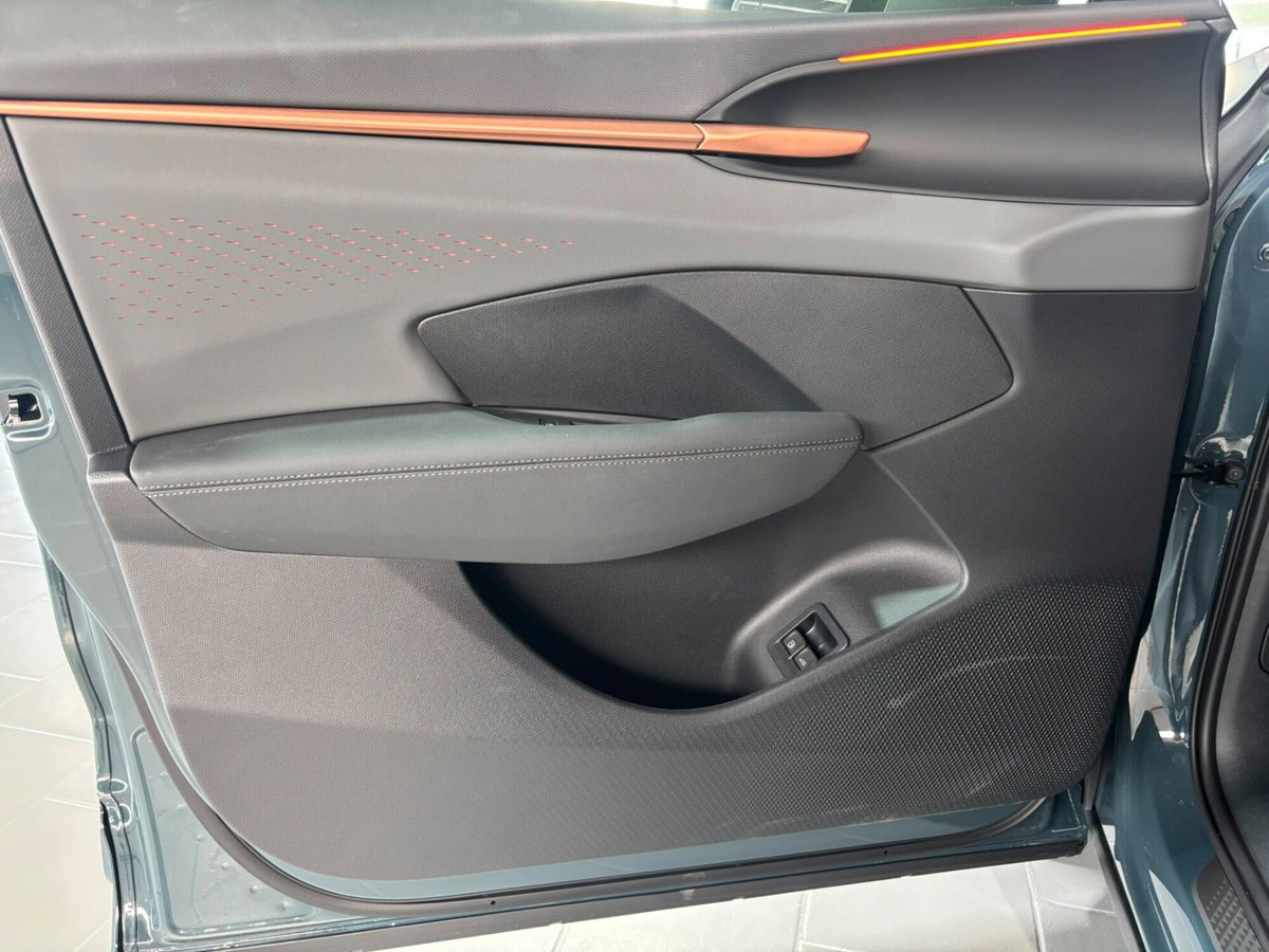 Cupra Terramar 1.5 e-hybrid Impulse 204cv dsg (9)
