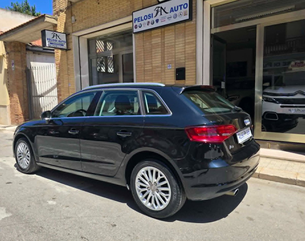 Audi A3 Sportback 1.6 TDI ultra Attraction (4)