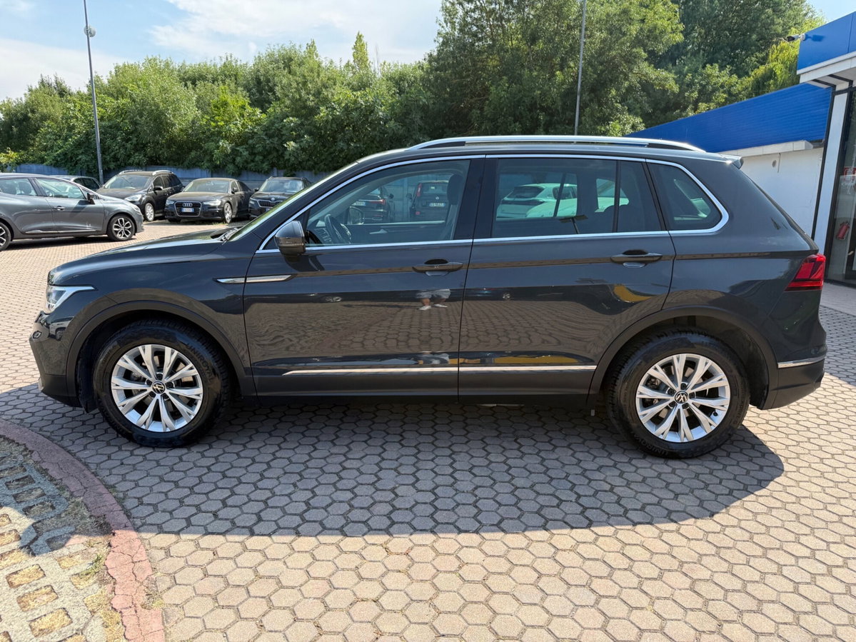 Volkswagen Tiguan 2.0 TDI SCR Life (4)