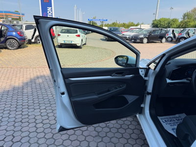 Volkswagen Golf 2.0 TDI SCR Life (19)