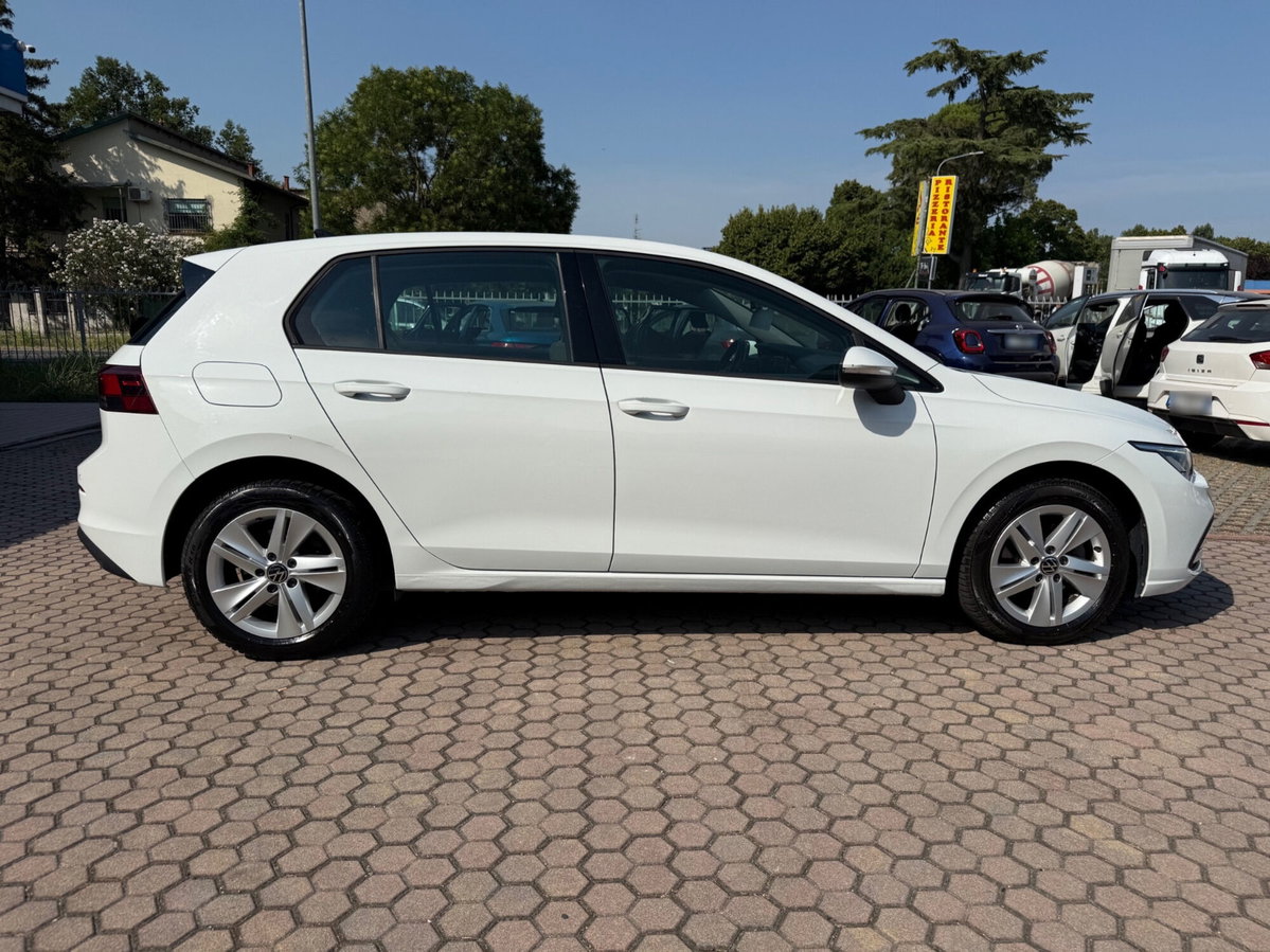 Volkswagen Golf 2.0 TDI SCR Life (5)