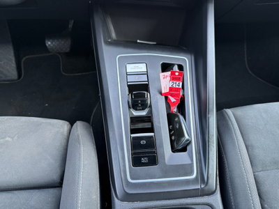 Volkswagen Golf 1.4 TSI eHYBRID 204 CV DSG Style (16)
