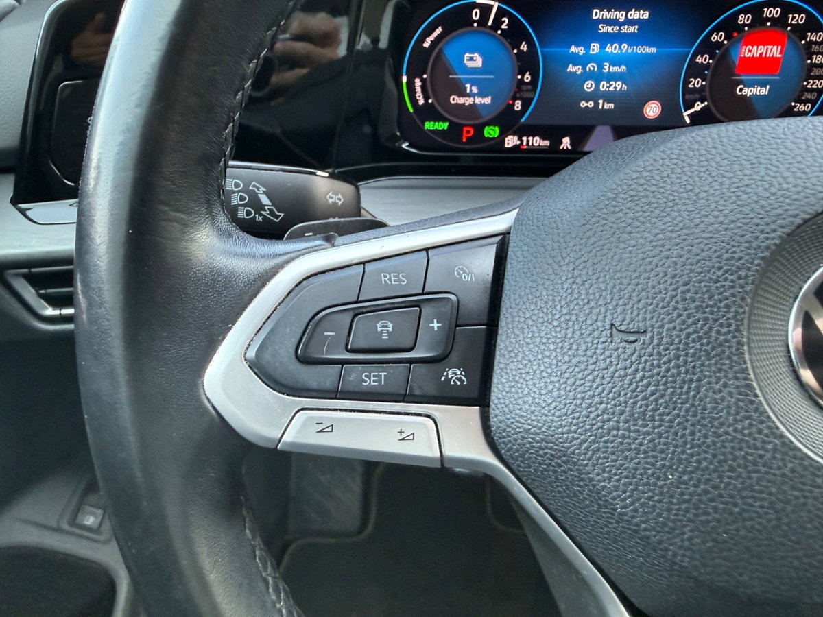 Volkswagen Golf 1.4 TSI eHYBRID 204 CV DSG Style (18)