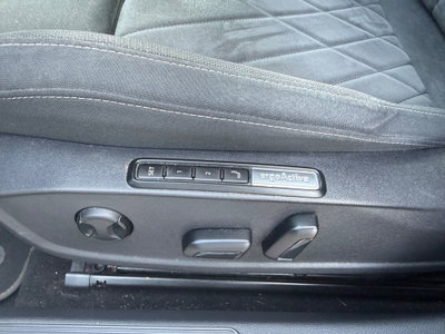 Volkswagen Golf 1.4 TSI eHYBRID 204 CV DSG Style (20)