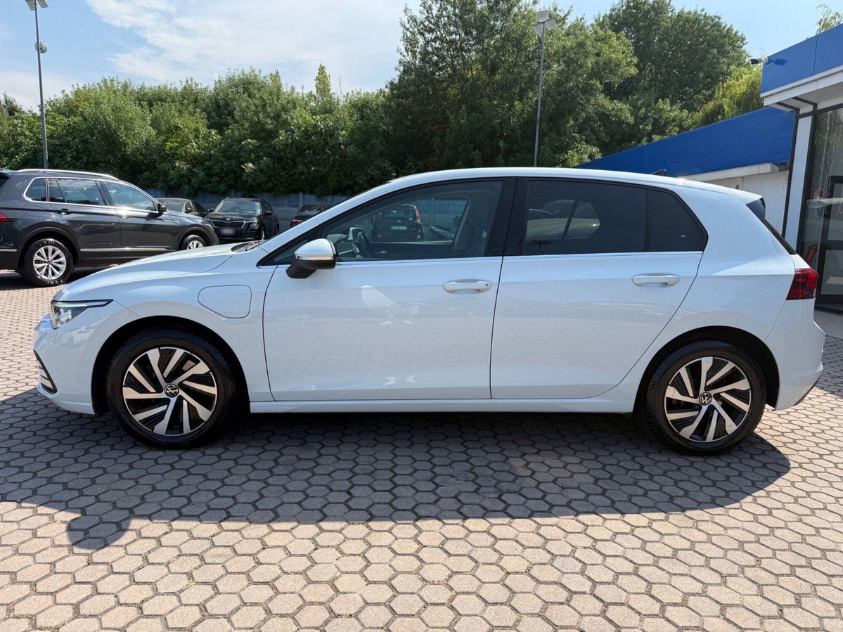 Volkswagen Golf 1.4 TSI eHYBRID 204 CV DSG Style (4)