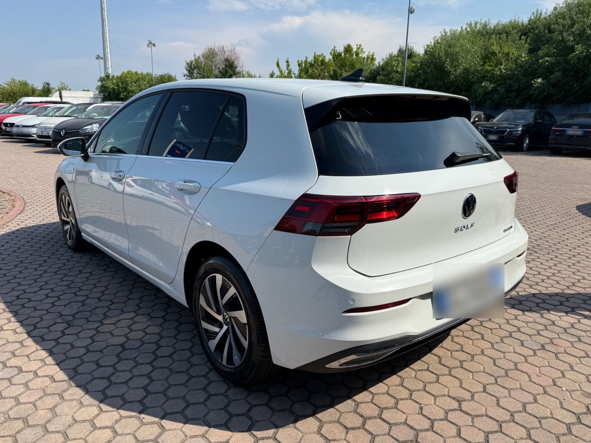 Volkswagen Golf 1.4 TSI eHYBRID 204 CV DSG Style (7)